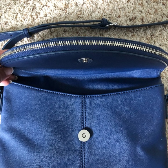 Vera Bradley cross body bag - Picture 6 of 8